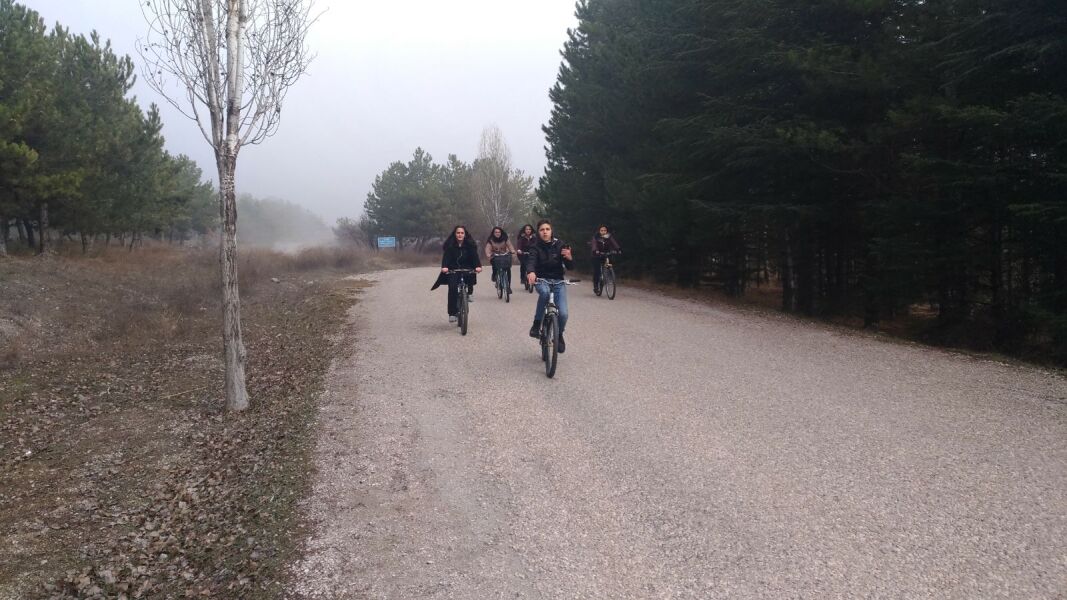 Jale Tezer Anadolu ve Fen Lisesi Eymir Gölü'nde Bisiklet Turunda 5