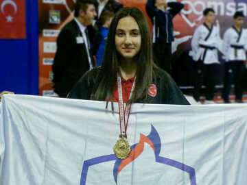 Öğrencimiz Tekvandoda Türkiye Şampiyonu
