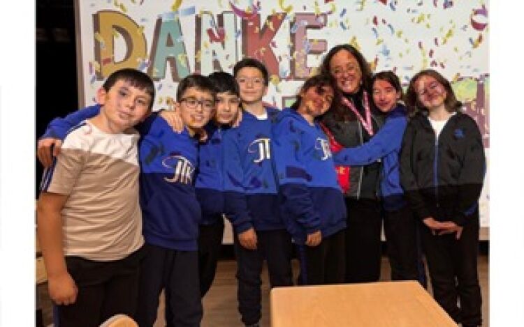 Hallo - Bonjour Quız Show