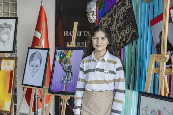 Öğrencimizin Resim Sergisi