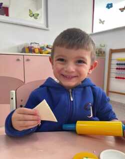 Anasınıfı İngilizce Renkler Ve Sayılar Etkinliği