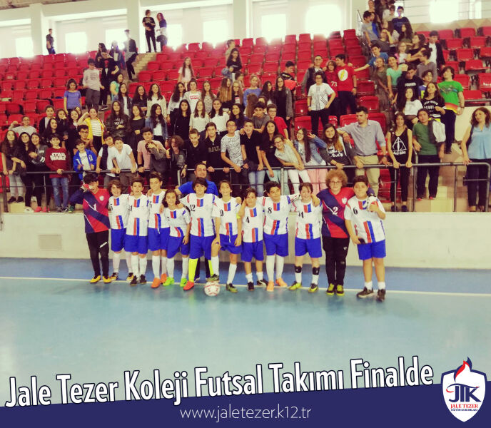 Jale Tezer Koleji Futsal Takımı Finalde 2