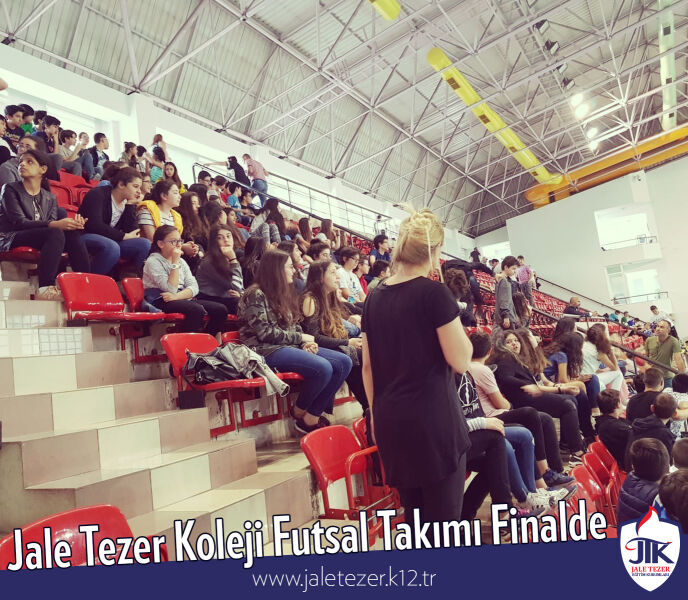 Jale Tezer Koleji Futsal Takımı Finalde 5