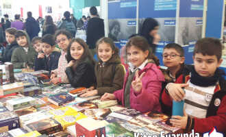 Jale Tezer Öğrencileri Ankara Kitap Fuarında