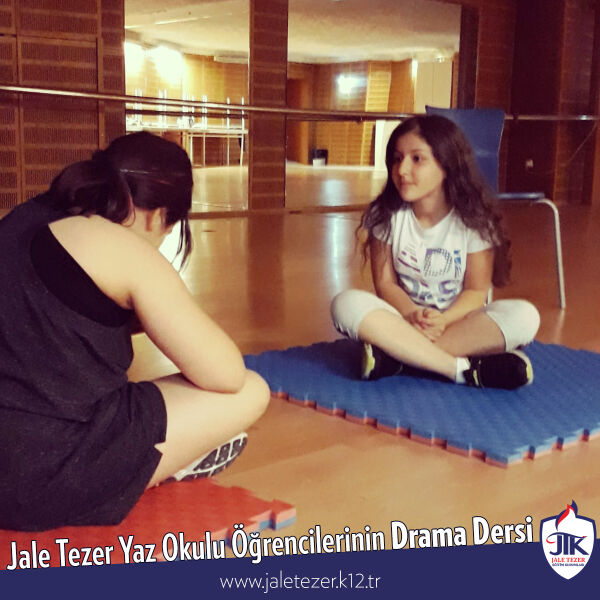 Jale Tezer Yaz Okulu Öğrencilerinin Drama Dersi 3