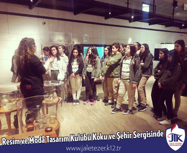 Resim ve Moda Tasarım Kulübü Koku ve Şehir Sergisinde 3